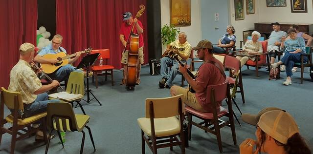 Library holds first Bluegrass Jam Session of the summer